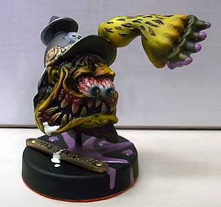 MAD SCULPTURES MONSTER MINI STATUE [YELLOW]